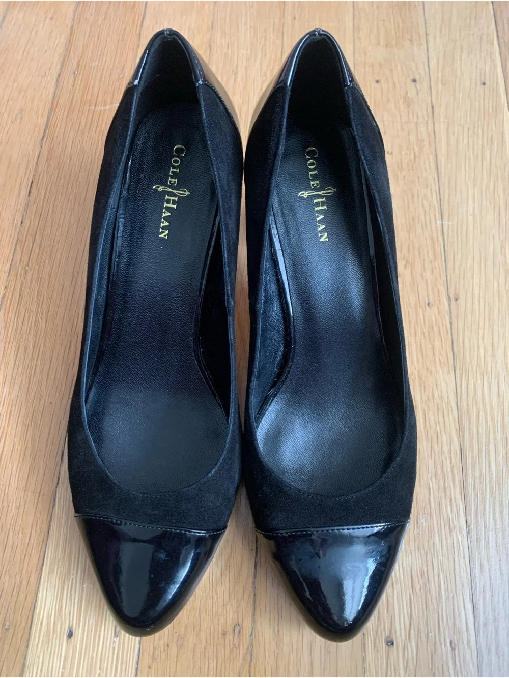 EUC COLE HAAN CARMA OT AIR BLACK LEATHER/SUEDE SPECTATOR PUMPS IN SIZE 8B
